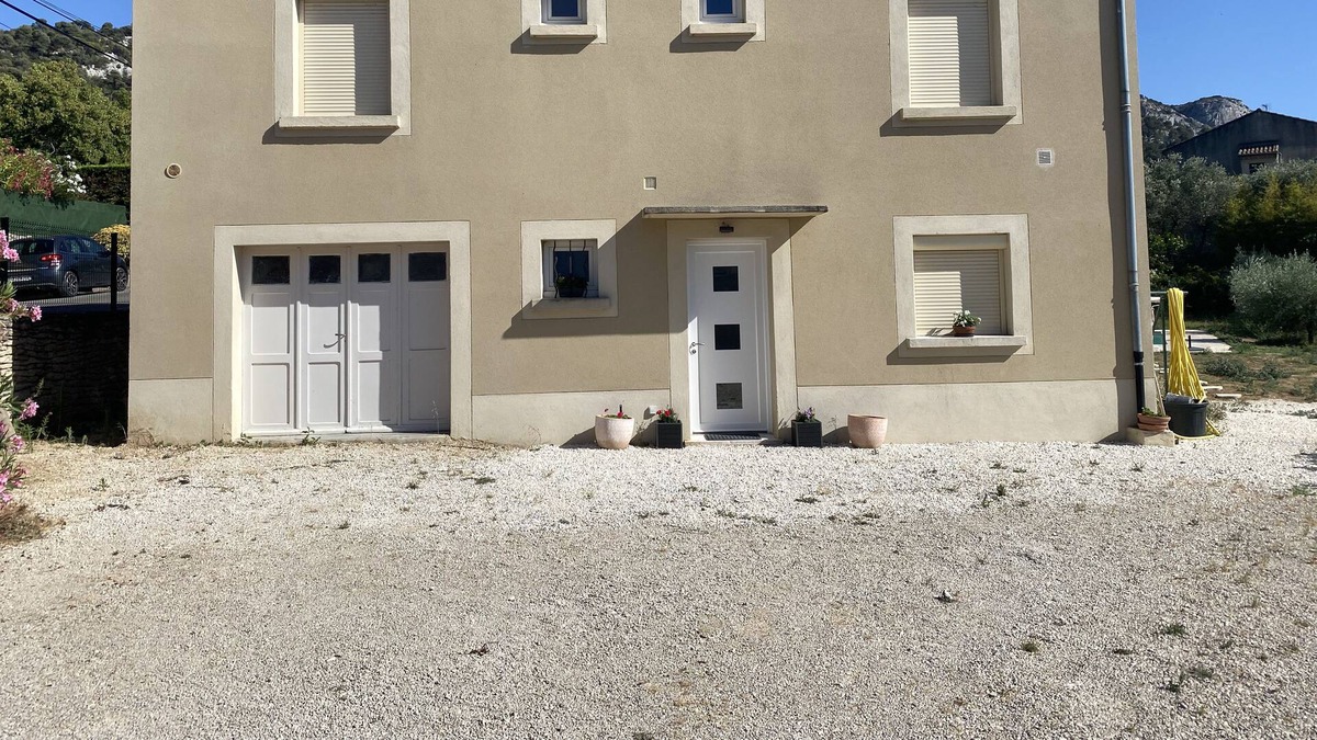 Robion Villa | The house of olive trees