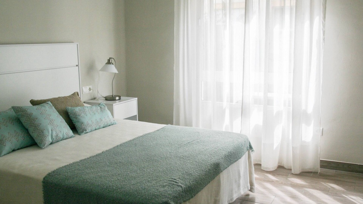Distrito Centro Apartment | The House of the Wall
