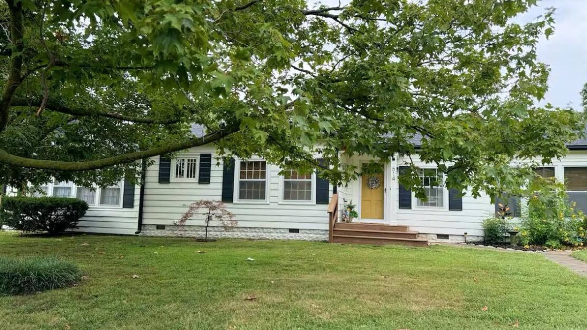 Pittsburg House | The House on Jefferson