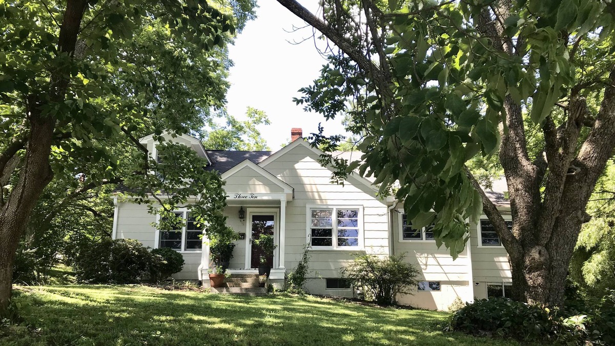 Hillsborough House | The House on the Hill! Well-kept Hillsborough home