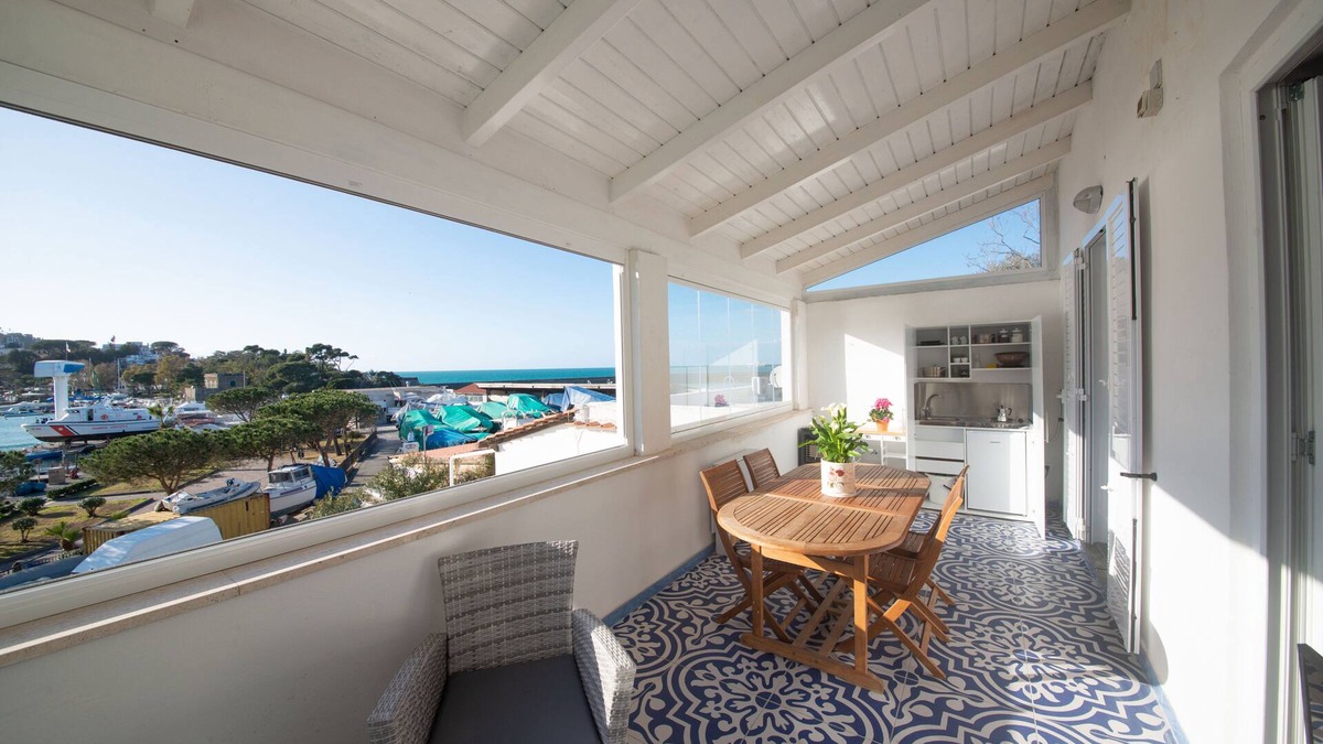 Ischia Porto House | The House on the Ischia Port