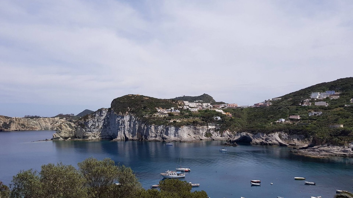 Le Forna House | The house on the sea Ponza