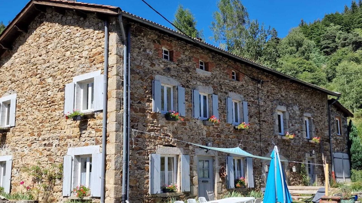 Sembadel Cottage | The house under the stars