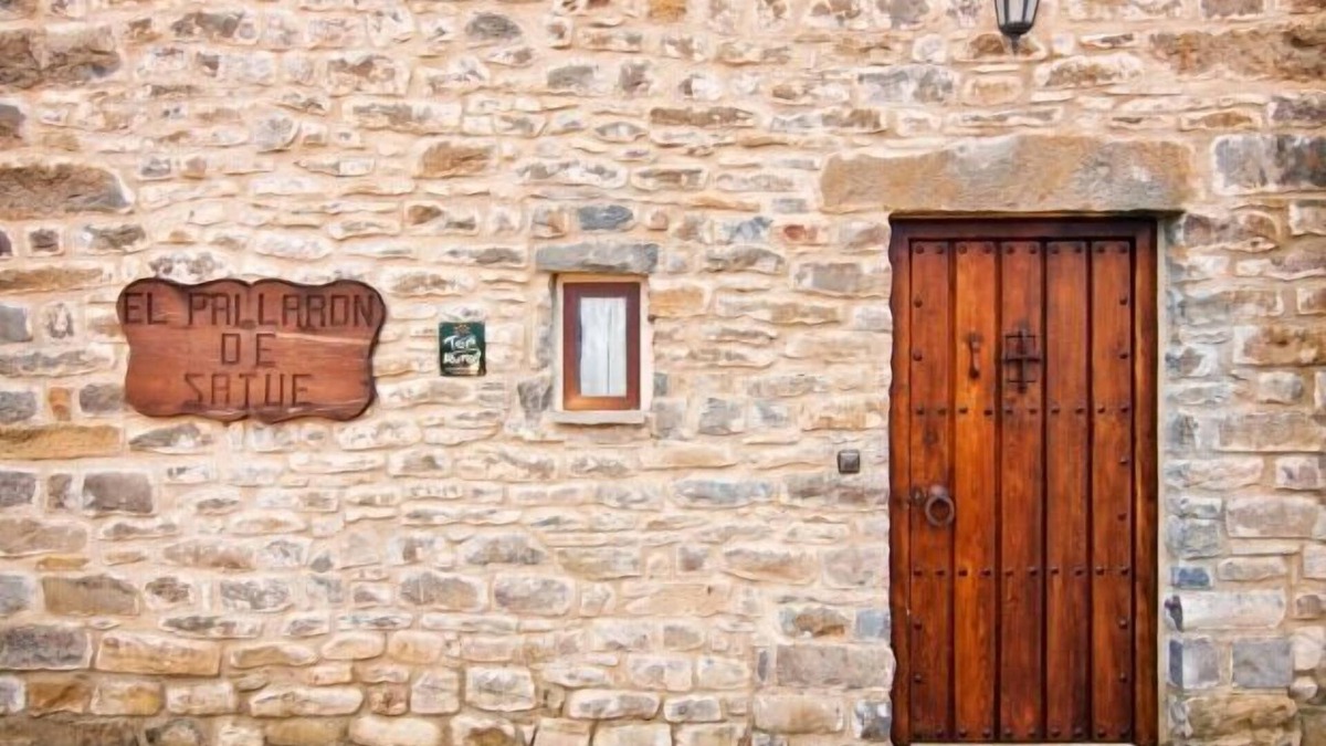 Satue Cottage | The Houses of Satué (PALLARÓN-BORDA-CASAS DEL GOLF) this is El Pallarón