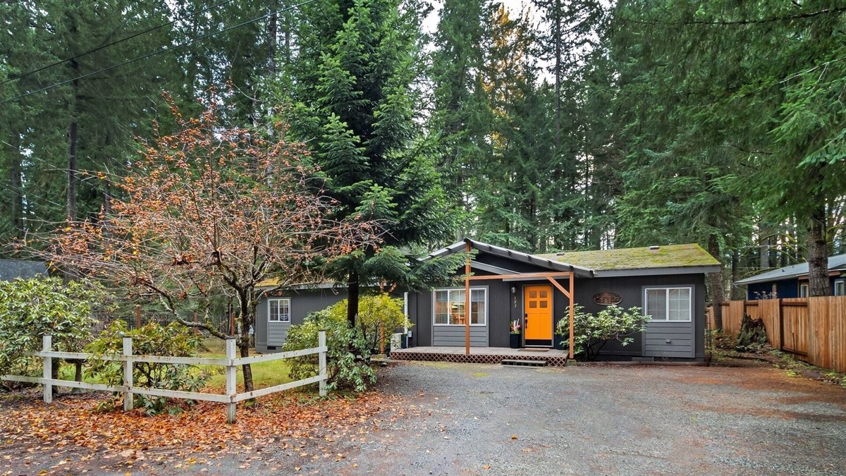 Packwood Cabin | The Humble Abode | 3 Bed, 2 Bath