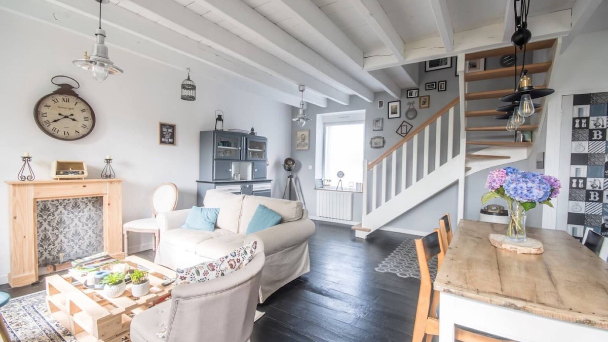 Plemet House | The Hydrangeas of Camus Chic and Romantic