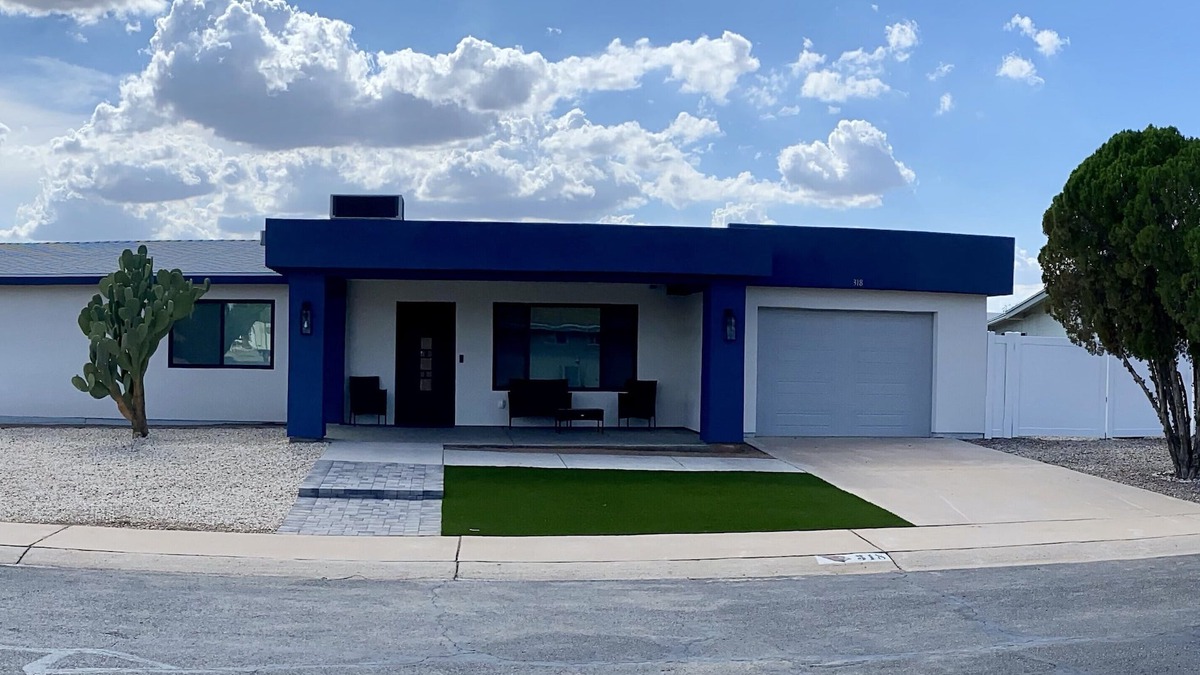 East Mesa House | The Igloo - 55+ Friendly Private Home in Quiet Neighborhood!