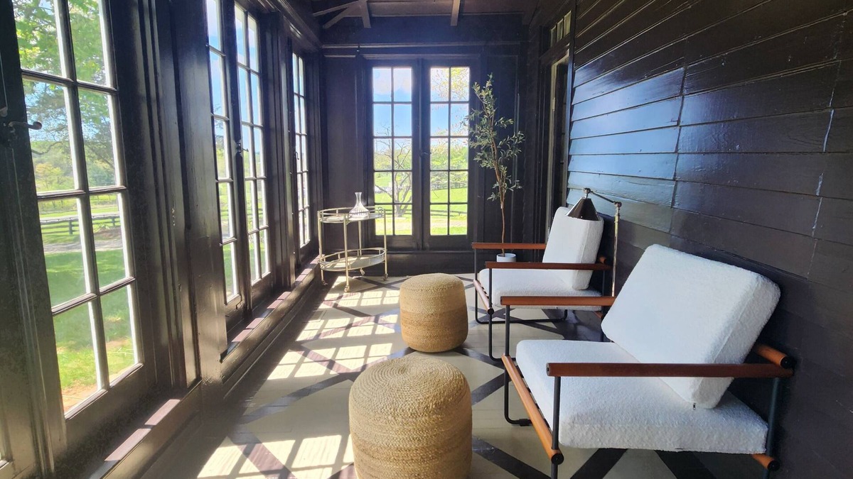 Warrenton House | The Inn at Black Horse Manor - located in the midst of Horse Country Virginia