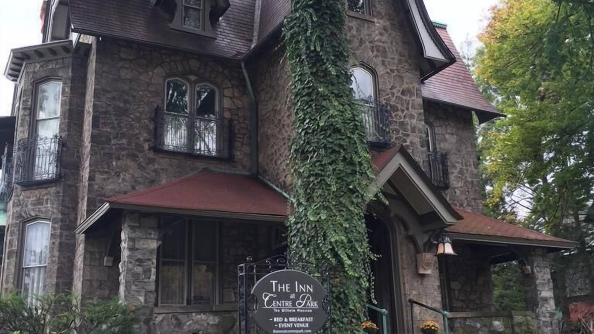 Reading Bed & Breakfast | The Inn at Centre Park
