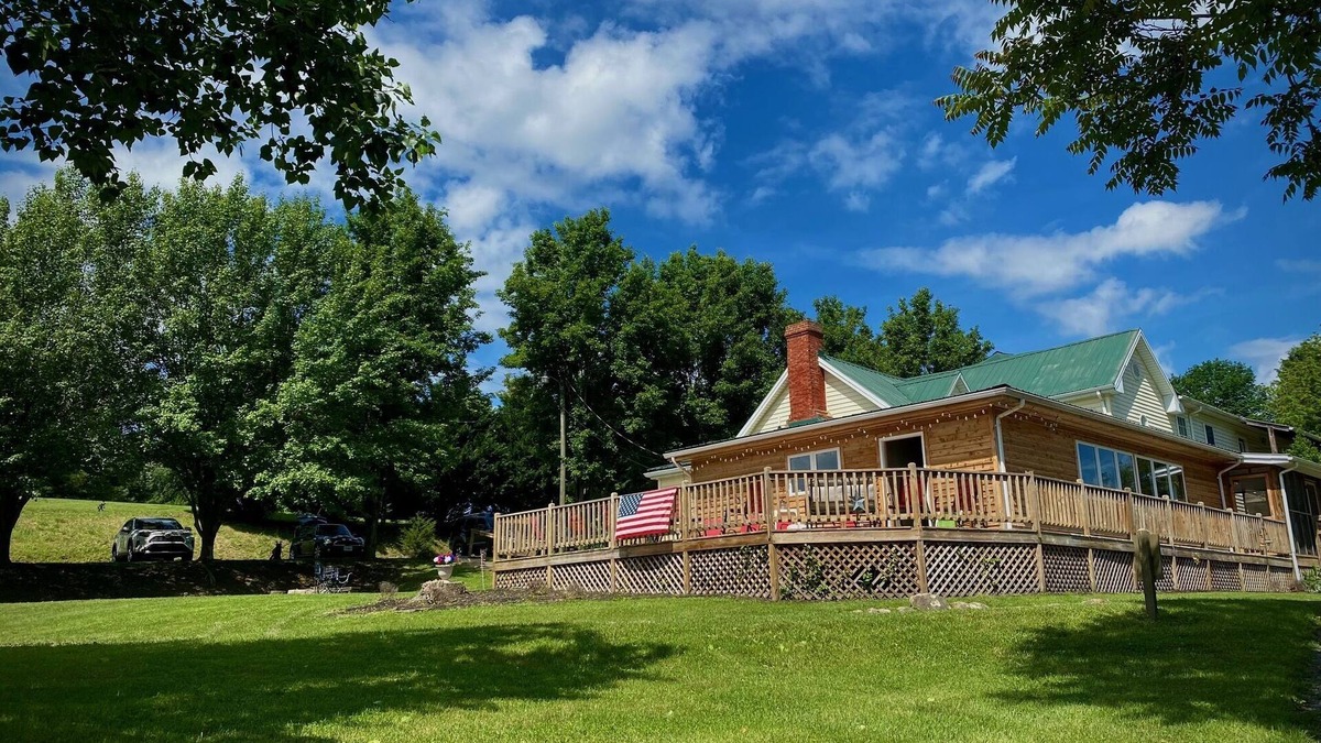 Covington Cabin | The Inn at Cliff View, Getaway to the Mountains of western Virginia