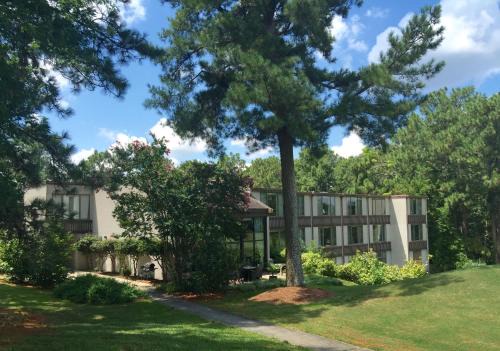 Houndslake Hotel | The Inn at Houndslake