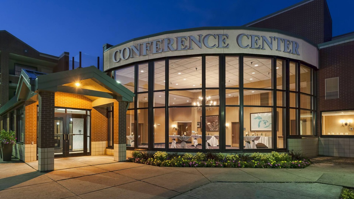Canal Park Hotel | The Inn on Lake Superior