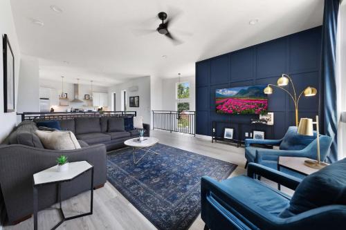 East Nashville House | The Iris - Walk to Dining And Nightlife Plus Rooftop!