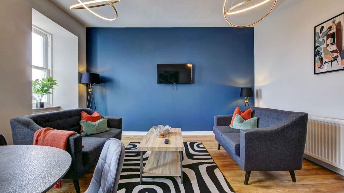 Irvine Apartment | The Irvine - Coorie Doon Apartments