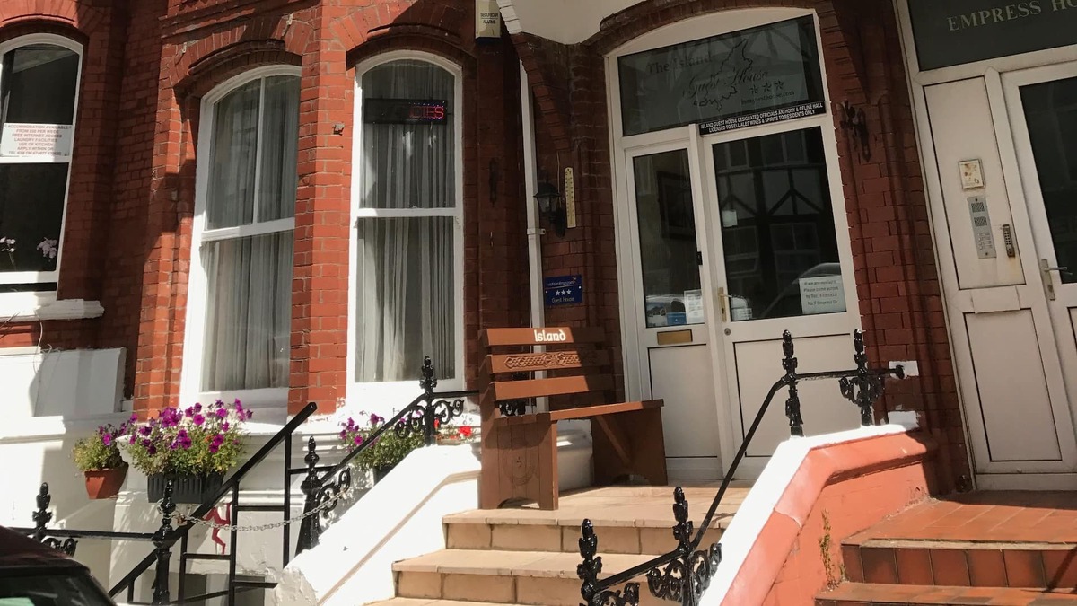 Douglas House | The Island & Fairfield