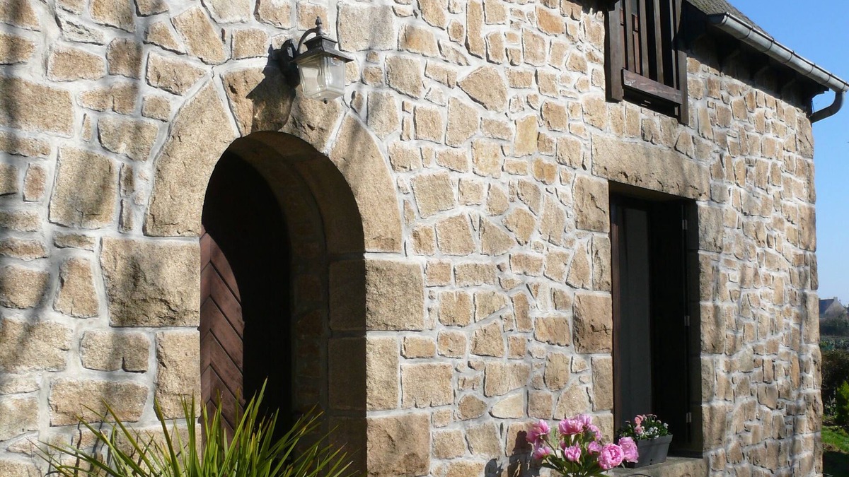 Ploubazlanec House | The islands, the village, the beach