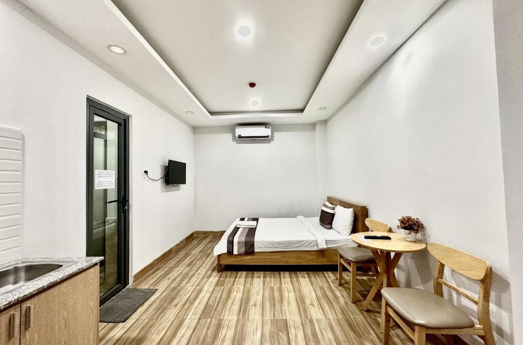 Ba Queo Hotel | The Jade Hotel near Tan Son Nhat Airport