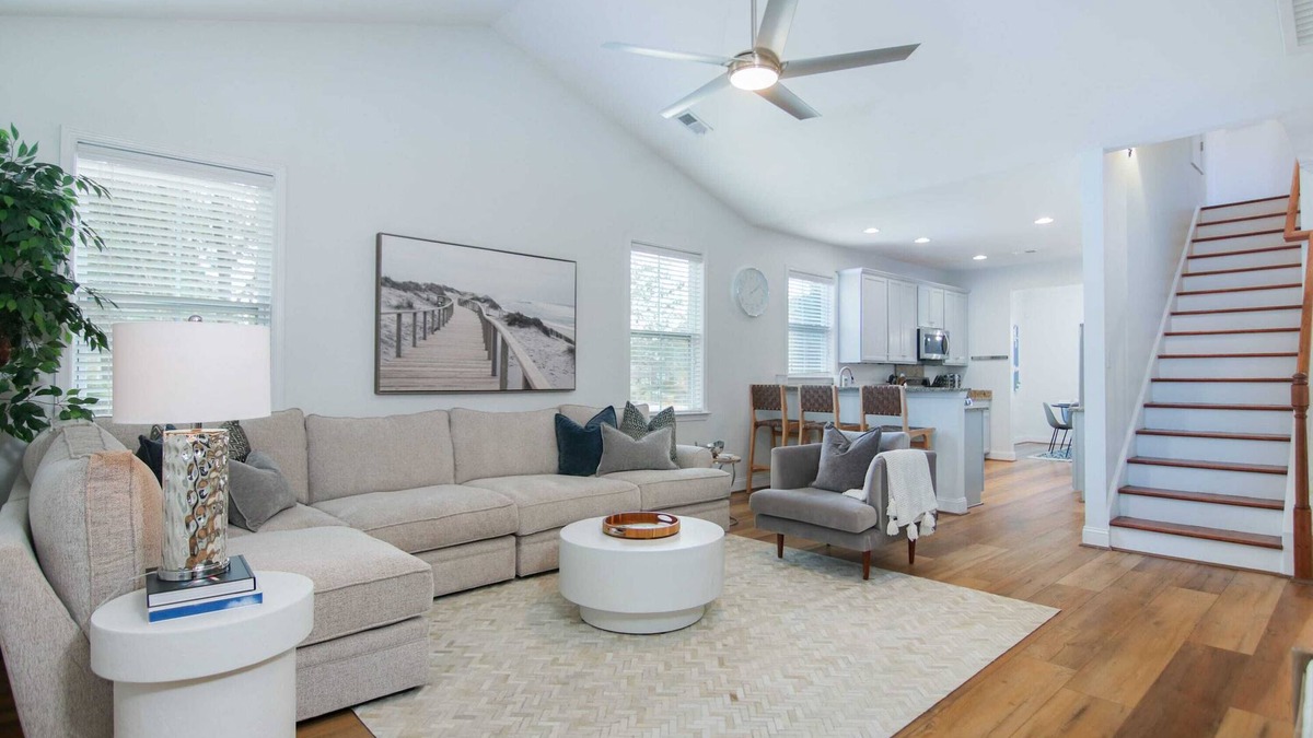 North Charleston House | The Jade/Park Circle, Mins to Dwtn and Beaches