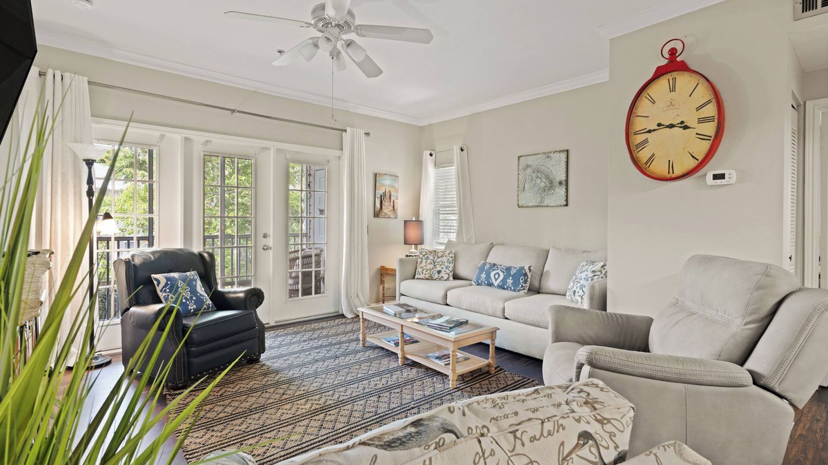 Saint Simons Heights Condo | The Jasmine Drift - Near Beach/Pool Access