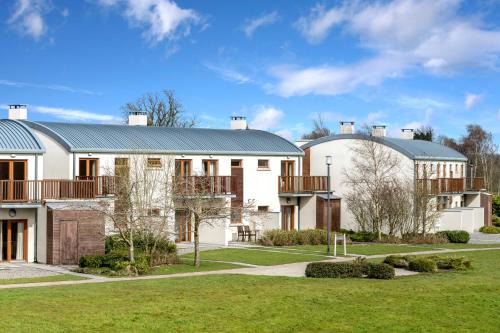 Enfield House | The Johnstown Estate Lodges