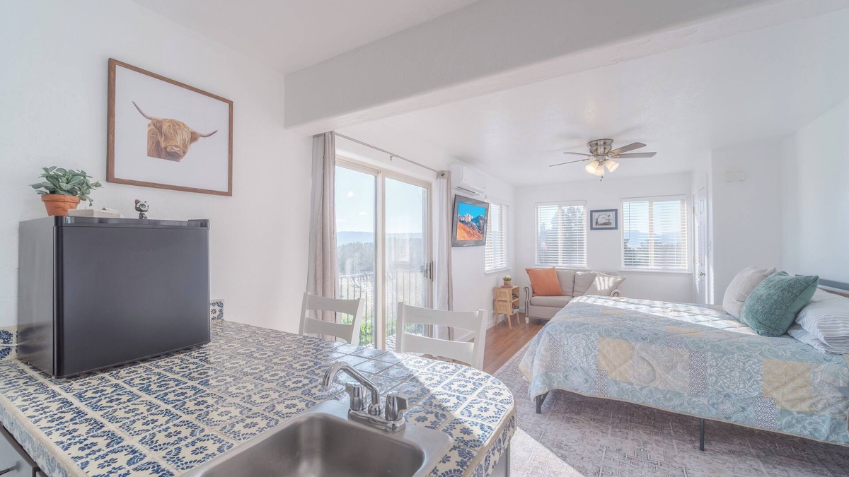 Spring City Apartment | The Joseph Studio at Wind Walker Homestead, Sleeps 2