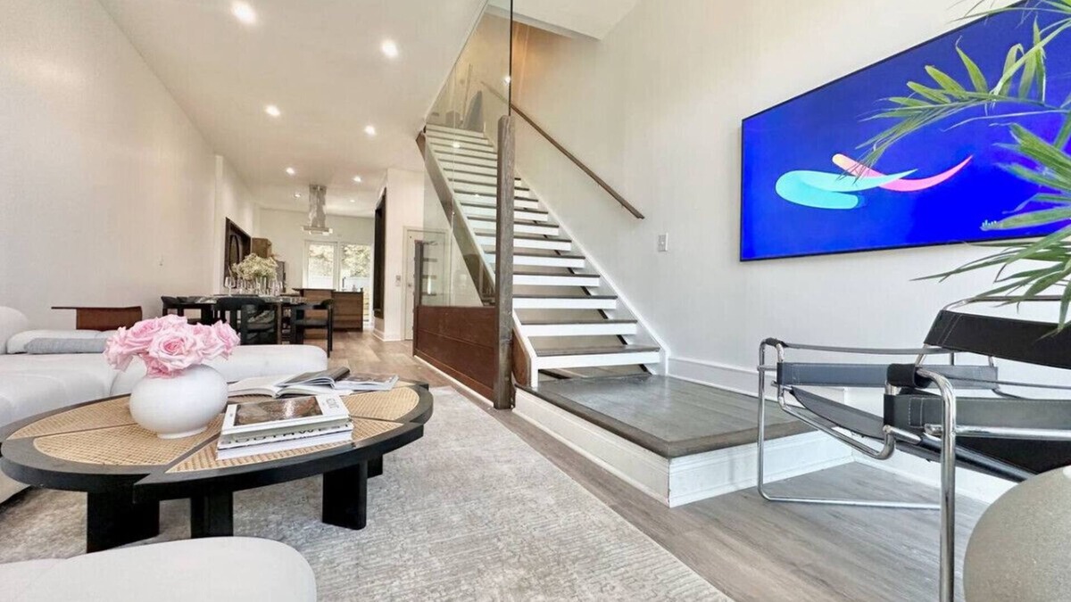 South Side Slopes House | The Josephine Villa by Luxe PGH