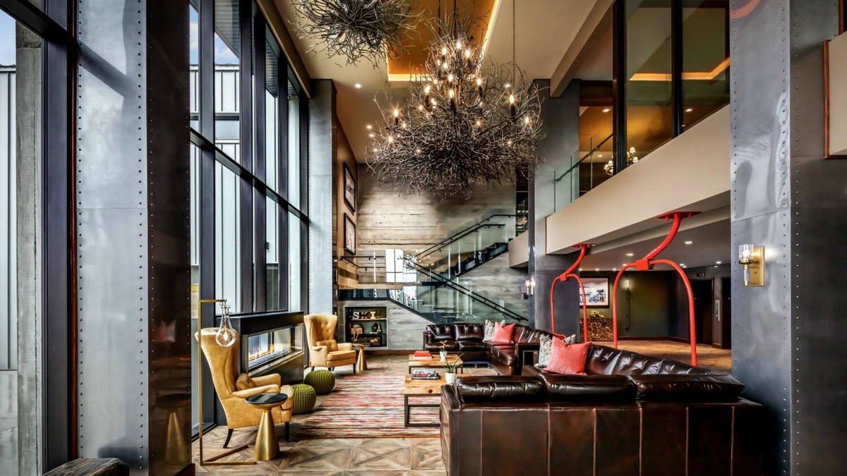 Rossland Hotel | The Josie Hotel, Autograph Collection