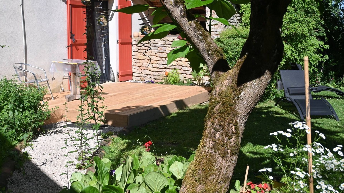 Sermange Bed & Breakfast | The jura for the calm and the sweetness of life, between rivers and hills