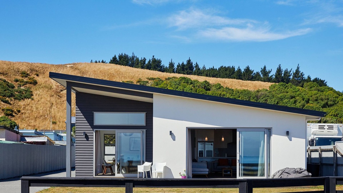 South Bay House | The Kaikoura Bach Retreat