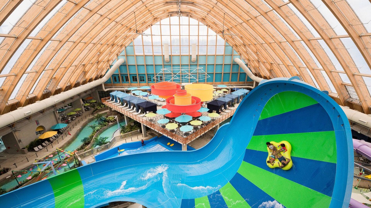 Monticello Hotel | The Kartrite Resort & Indoor Waterpark