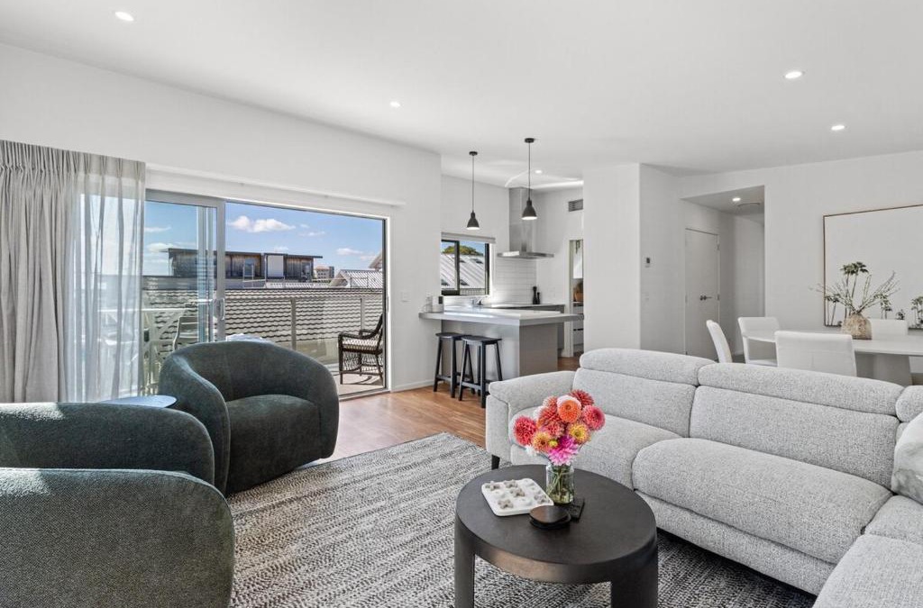 New Plymouth House | The Kawaroa Retreat