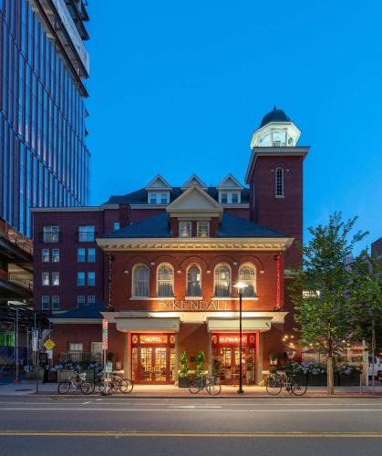 MIT Hotel | The Kendall Hotel at the Engine 7 Firehouse