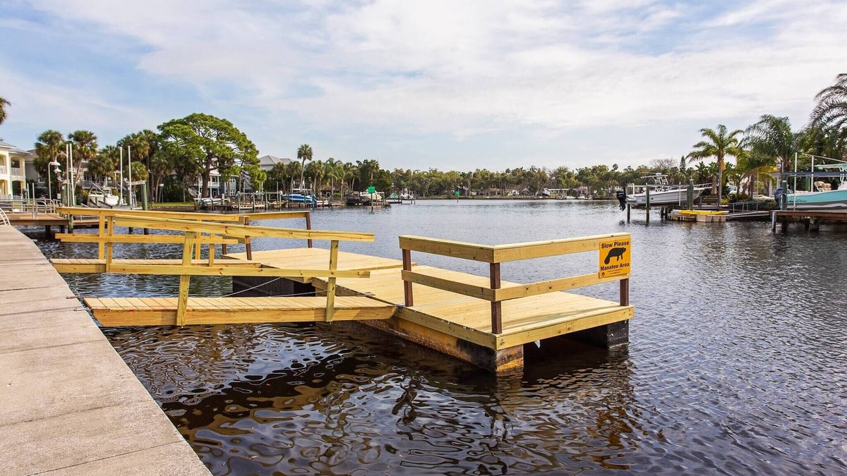 New Port Richey Estates House | The Keys Bungalow On The Cotee River