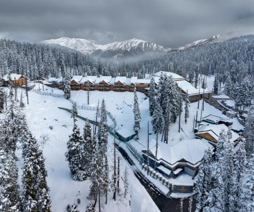 Srinagar Resort | The Khyber Himalayan Resort & Spa