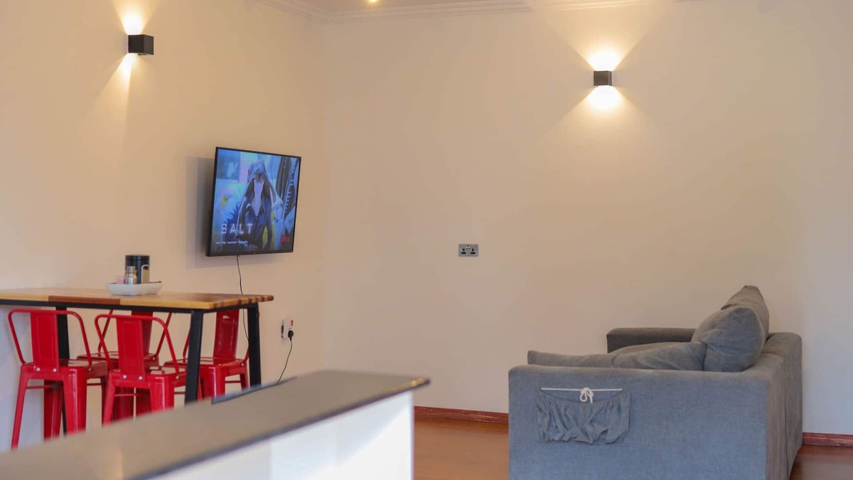 Viwanda House | The KiNd House - Stylish 2br10 mins from Nakuru CBD