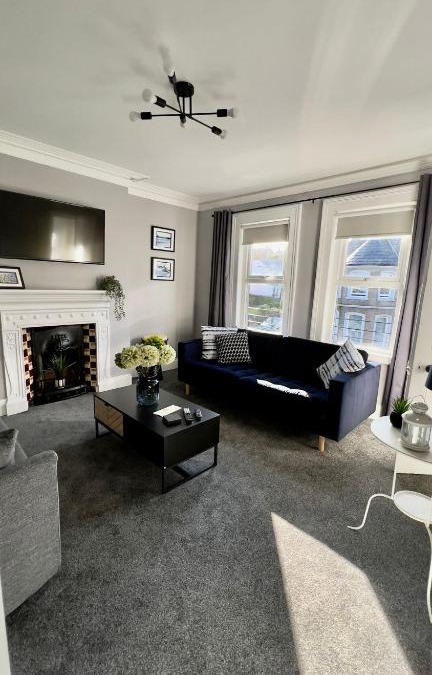 Whitehead Apartment | The King's Tower