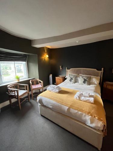 Didmarton Hotel | The Kings Arms