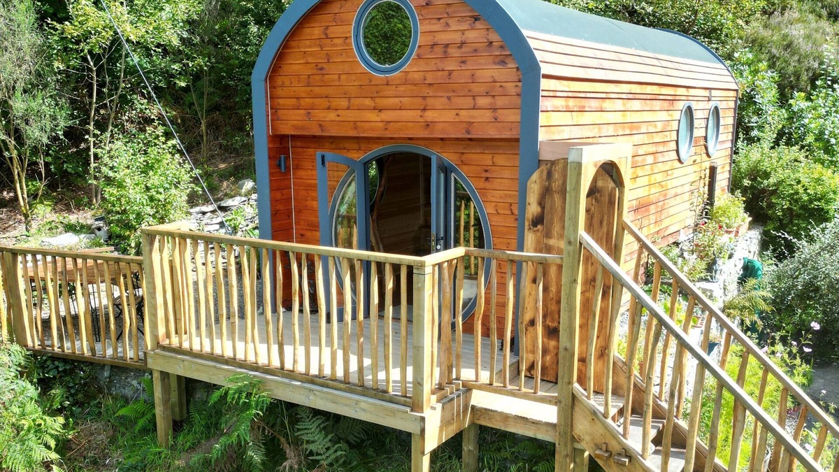 Pont-Rhyd-y-Groes Cottage | THE KITES NEST, pet friendly, with a garden in Pontrhydfendigaid