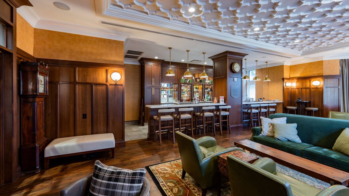 University City Hotel | The Knight Center at Washington University
