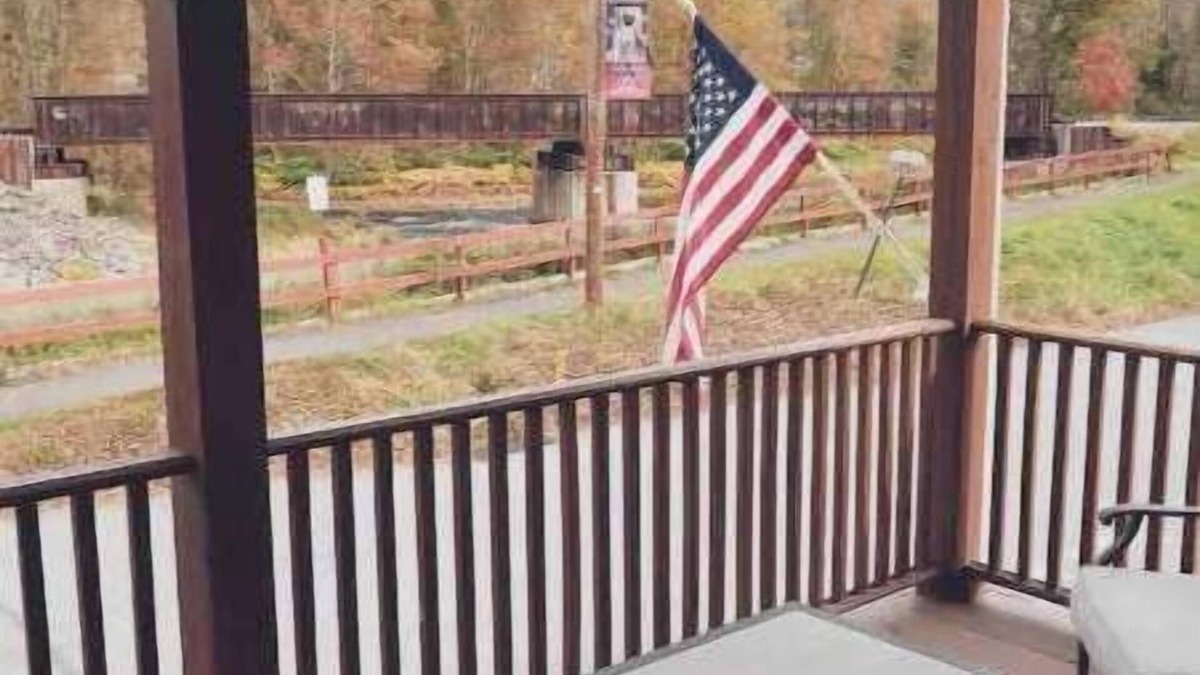 White Mills Apartment | The Lackawaxen Suite at PatriotHouse of Hawley PA