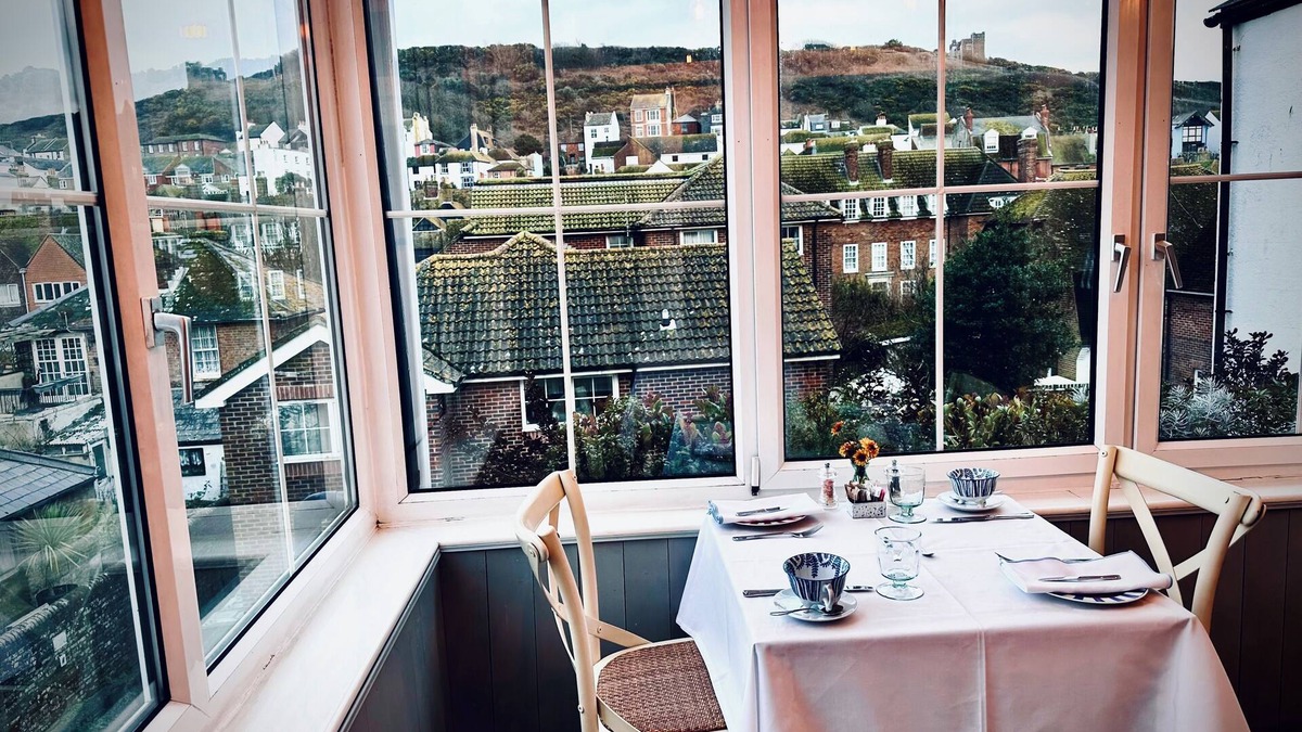 Old Town Hastings Bed & Breakfast | The Laindons