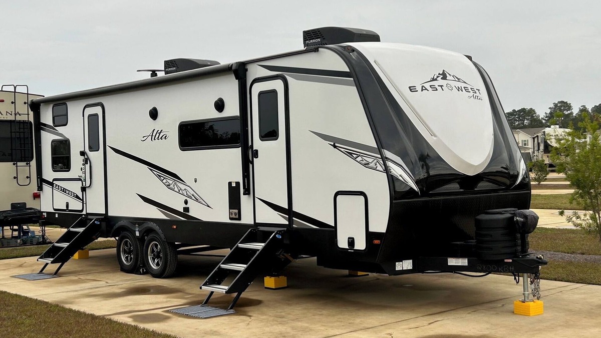 Foley House | The Lake Escape RV Meets The Beach