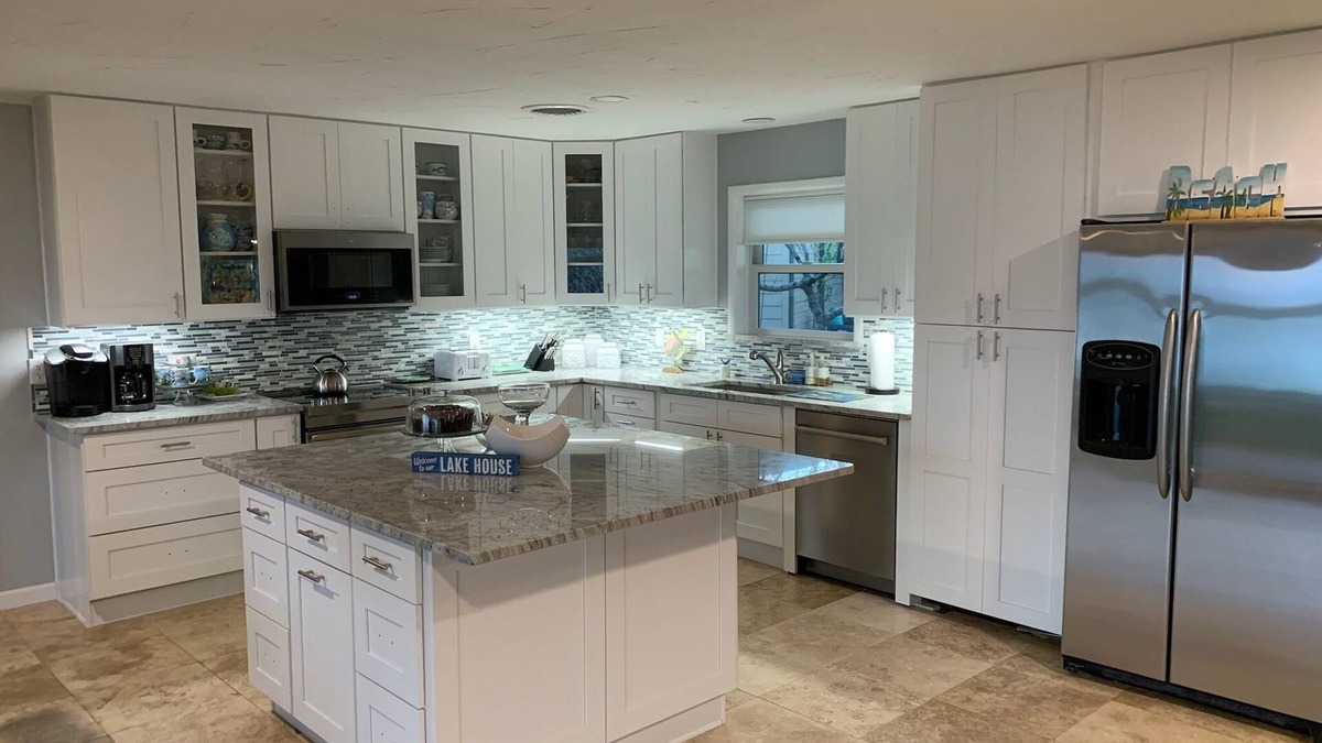 Little Elm House | THE LAKE HOUSE AT KNOB HILL