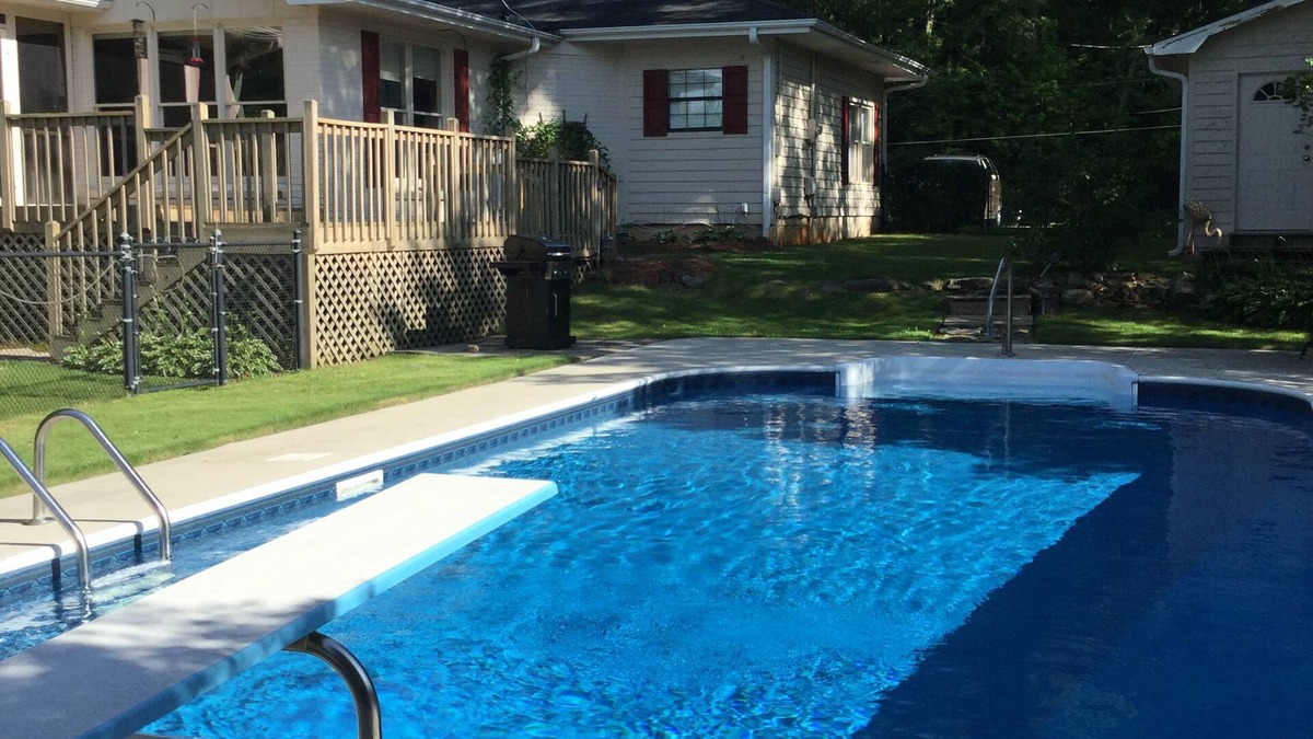 Sharpsburg House | The lake house in Clearwater