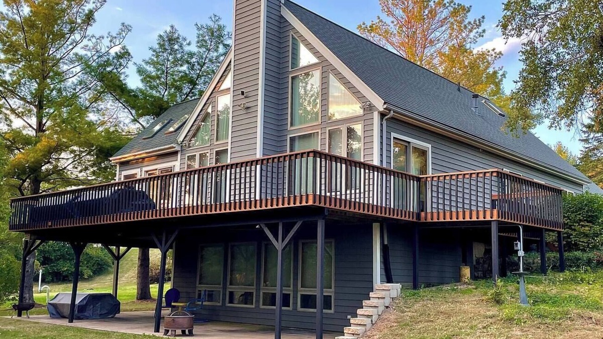 Apple River House | The Lake Place at Apple Canyon Lake