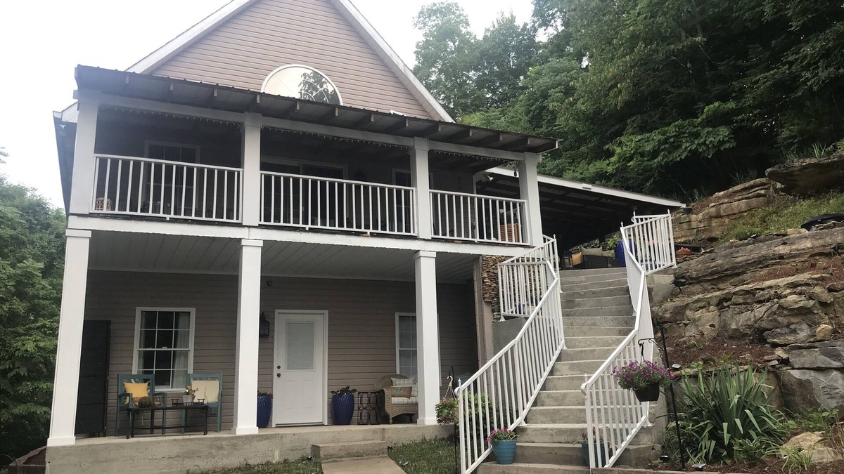 Celina House | The Lake View Escape at Dale Hollow Lake