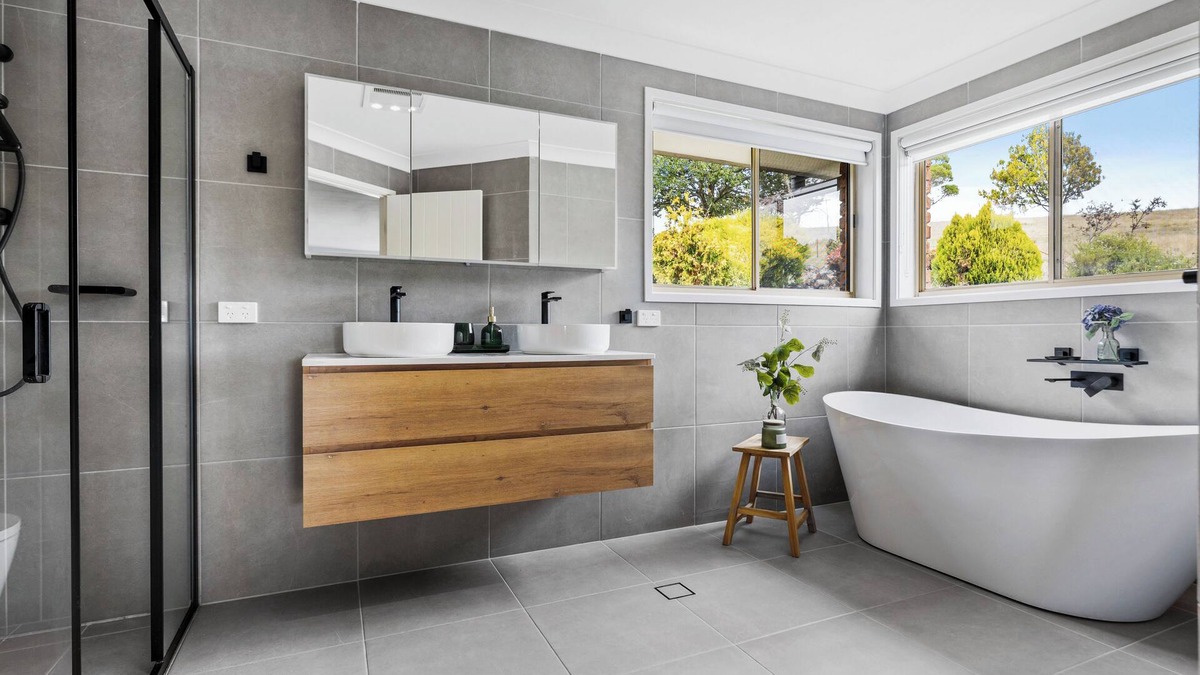 South Bowenfels House | The Lakehaus@Lyell: Amazing views of Lake Lyell
