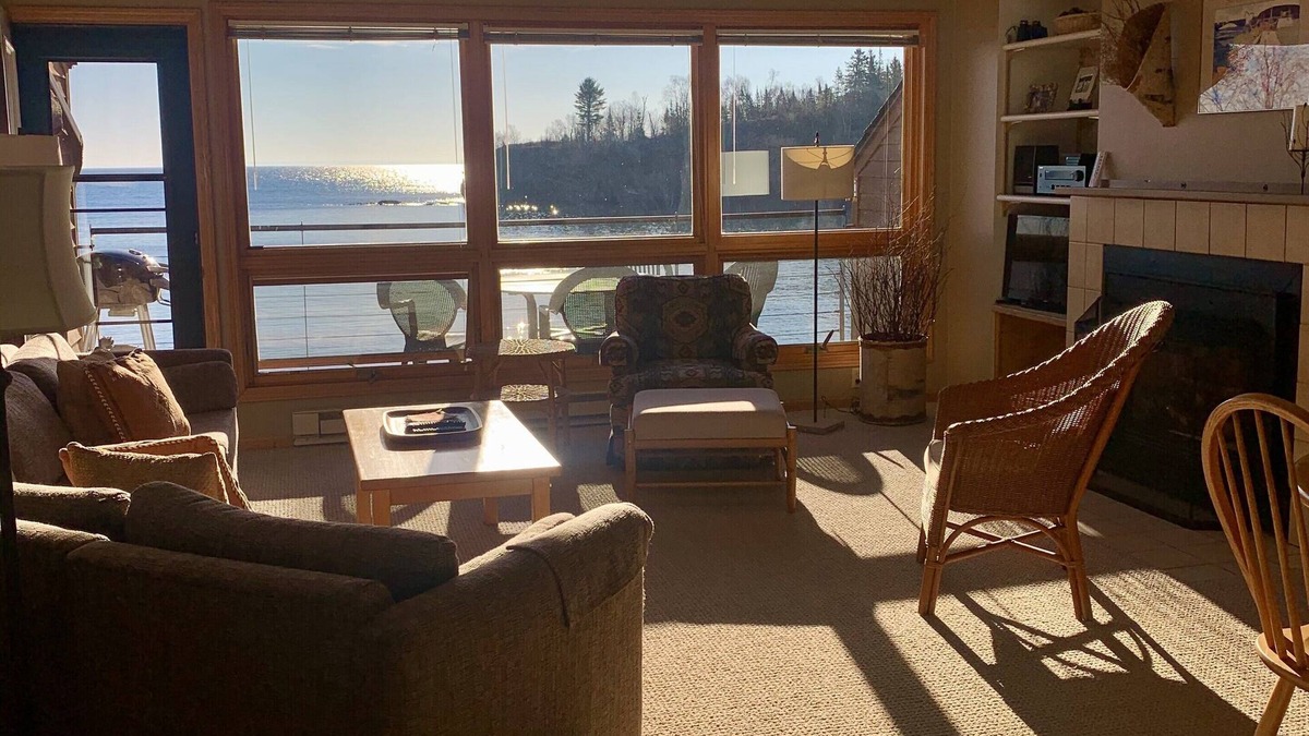 Two Harbors Condo | The Lakehomes at Superior Shores #93