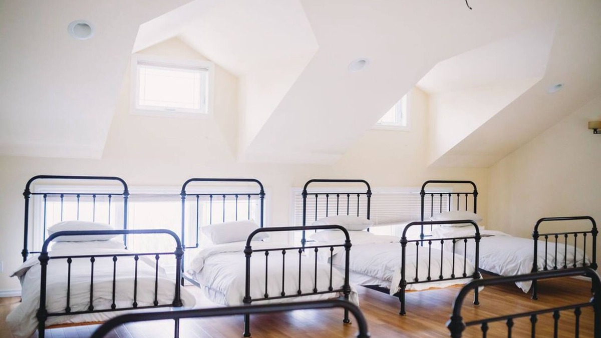 Lloydminster Cottage | The Lakehouse