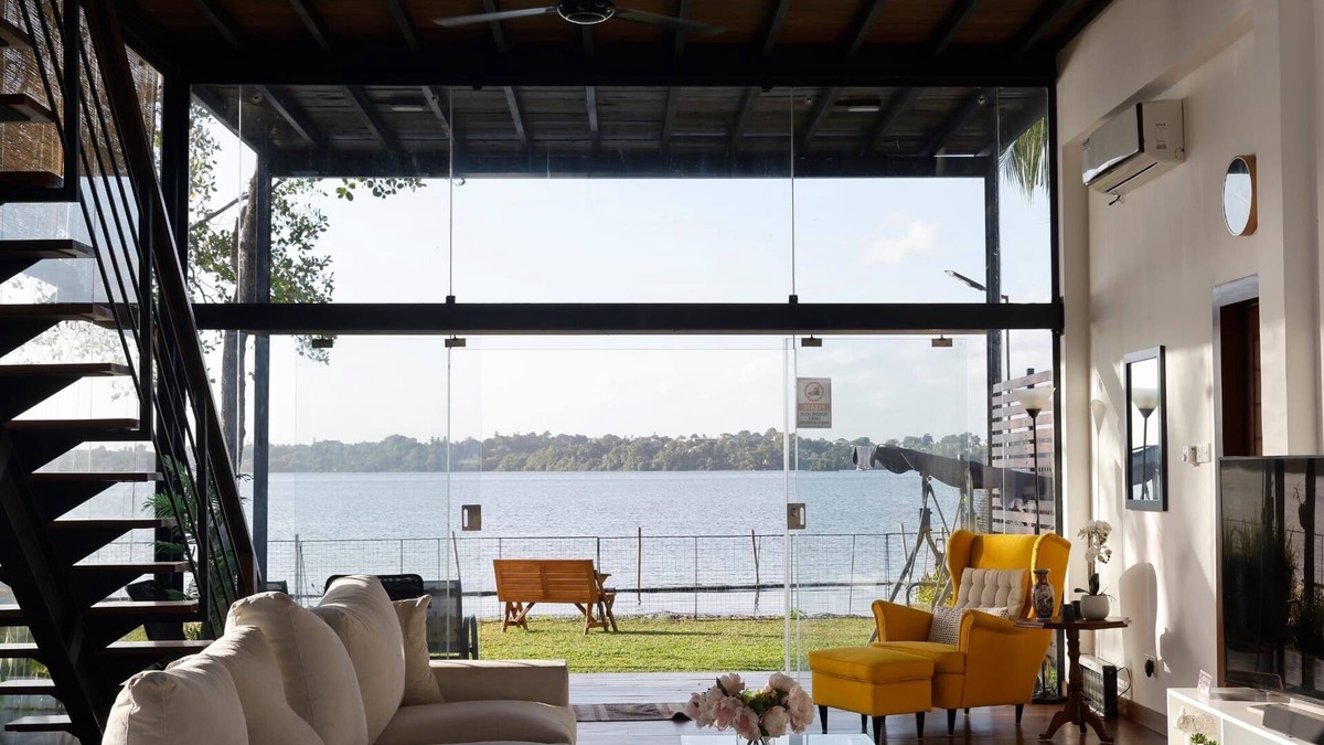 Panadura Villa | The Lakes Edge Residence | A cosy retreat by the Bolgoda Lake